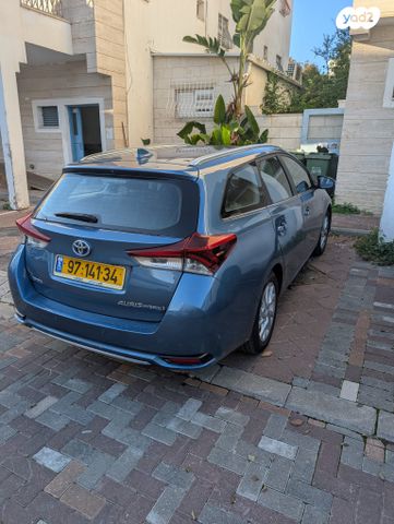 מודעת רכב טויוטה אוריס