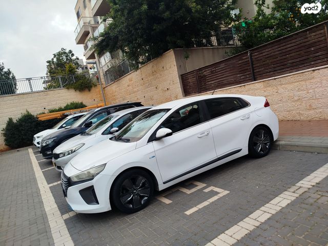 מודעת רכב יונדאי איוניק