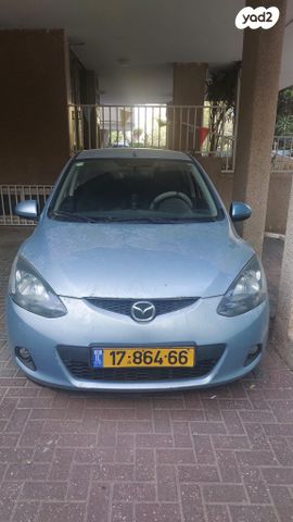 מודעת רכב מאזדה 2