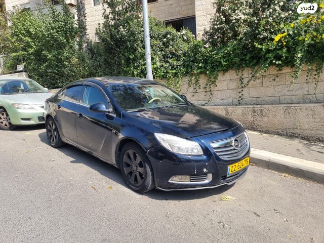 מודעת רכב אופל אינסיגניה