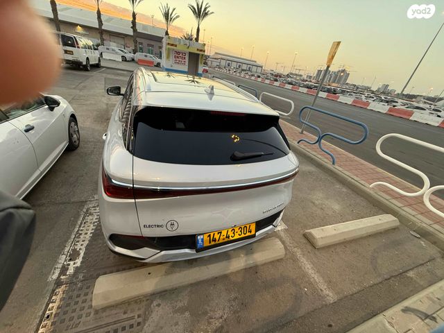 מודעת רכב בי.ווי.די אטו 3