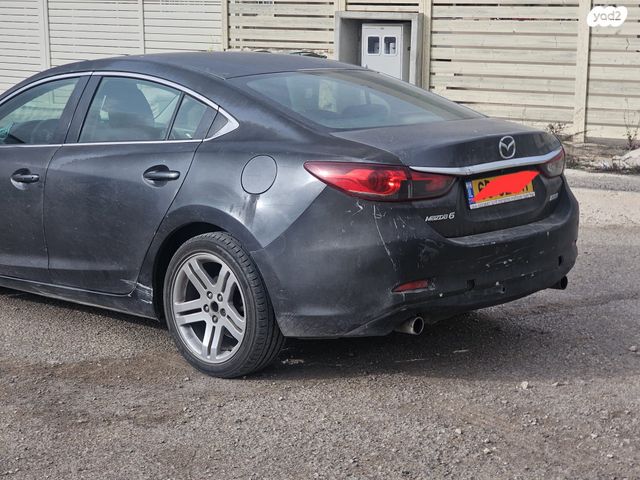 מודעת רכב מאזדה 6