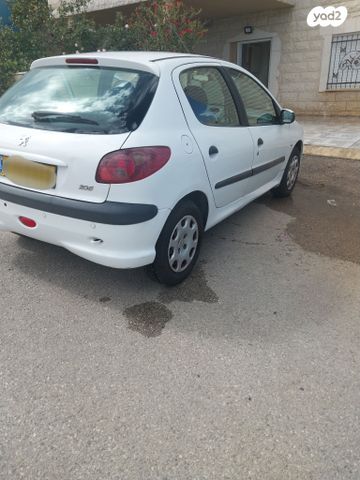 מודעת רכב פיג'ו 206
