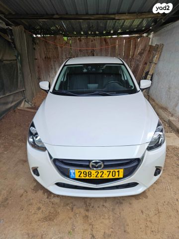 מודעת רכב מאזדה 2
