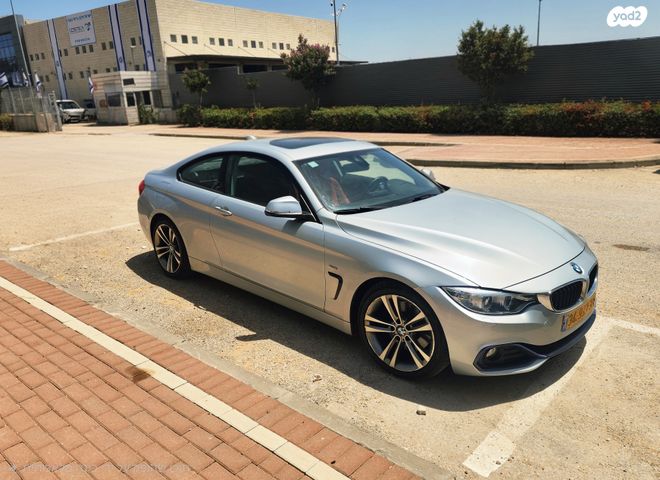 מודעת רכב ב מ וו סדרה 4