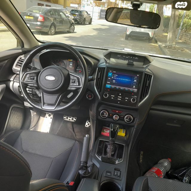 מודעת רכב סובארו XV