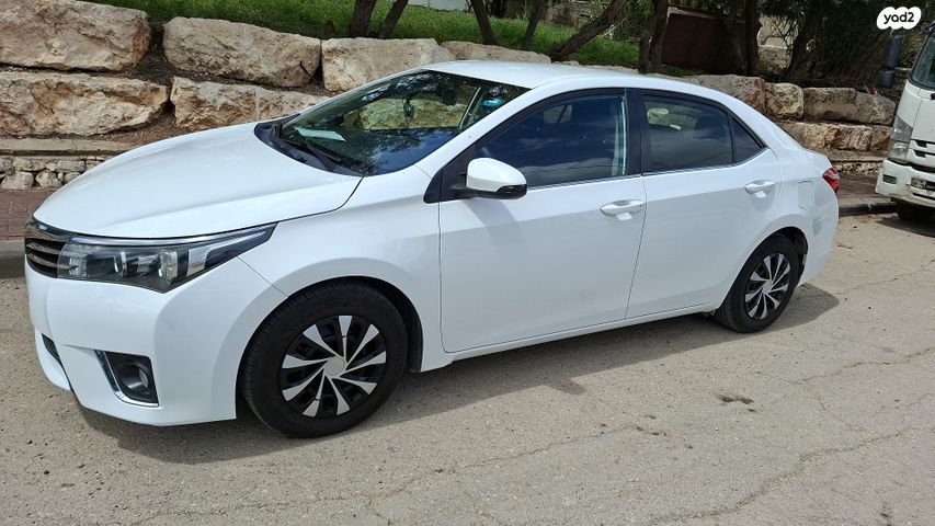 מודעת רכב טויוטה קורולה