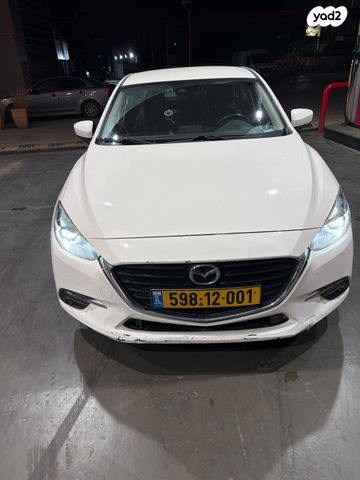 מודעת רכב מאזדה 3