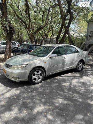 מודעת רכב טויוטה קאמרי