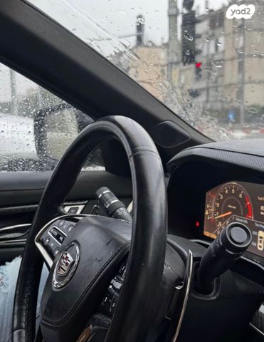 מודעת רכב קאדילק CTS