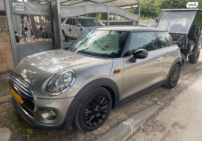 מודעת רכב מיני קופר