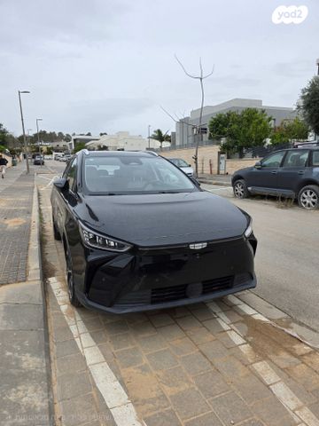 מודעת רכב ג׳ילי Geometry C