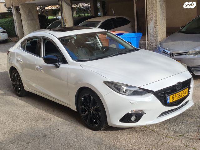 מודעת רכב מאזדה 3