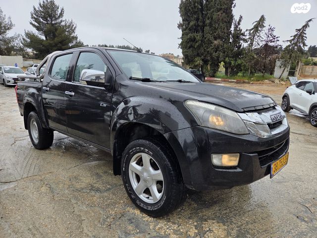 מודעת רכב איסוזו די-מקס