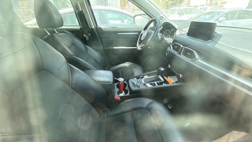 מודעת רכב מאזדה CX-5