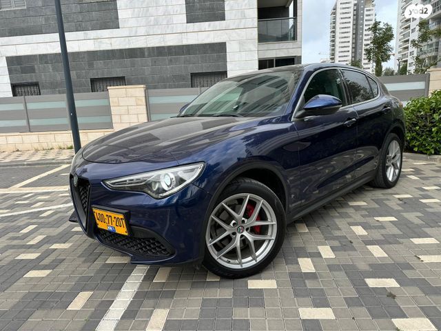 מודעת רכב אלפא רומיאו סטלביו