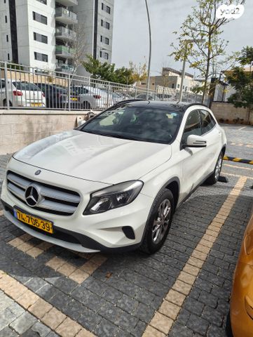 מודעת רכב מרצדס-בנץ GLA