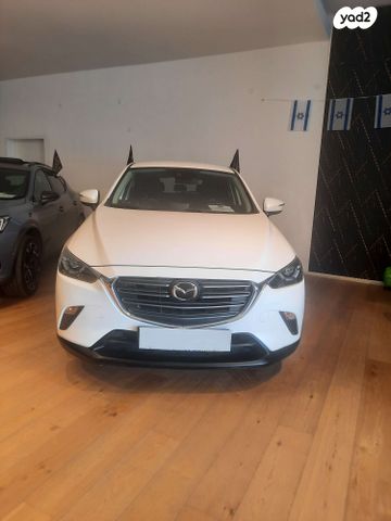 מודעת רכב מאזדה CX-3
