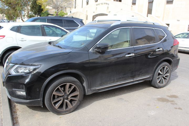 מודעת רכב ניסאן אקס טרייל