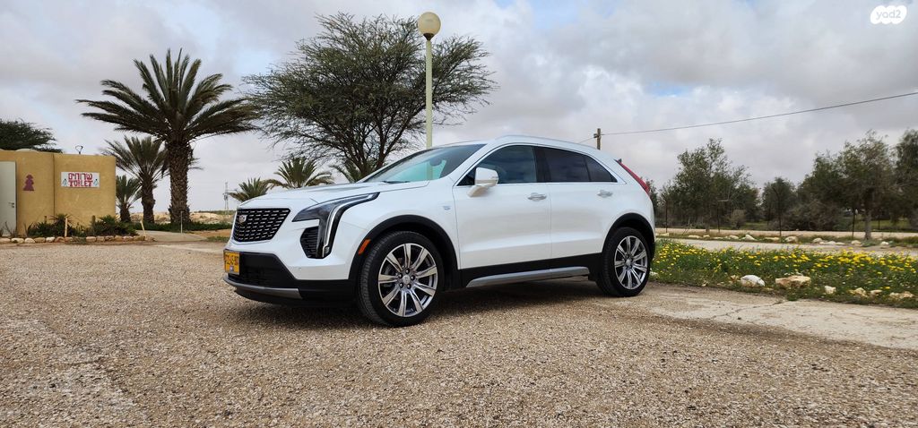 מודעת רכב קאדילק XT4