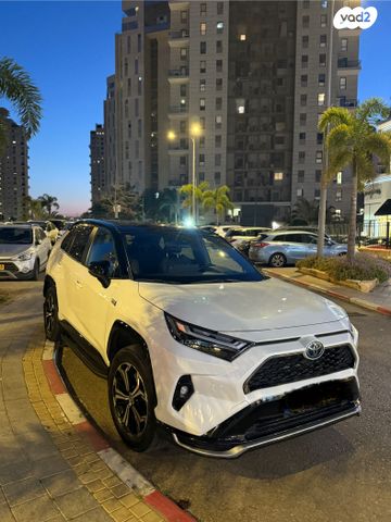 מודעת רכב טויוטה RAV4