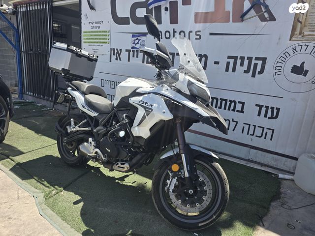 מודעת רכב בנלי TRK502X