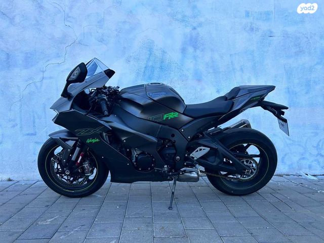 מודעת רכב קאוואסאקי נינג'ה ZX 10R