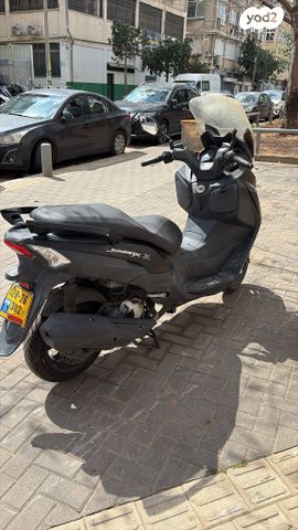מודעת רכב סאן יאנג ג'וי-מקס Z-250