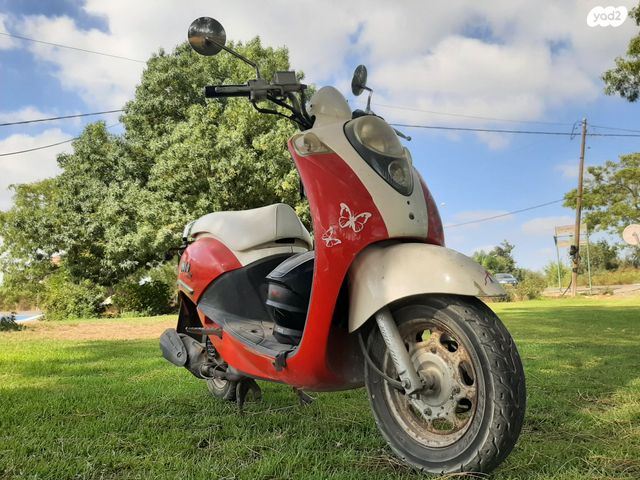 מודעת רכב סאן יאנג מיו 100