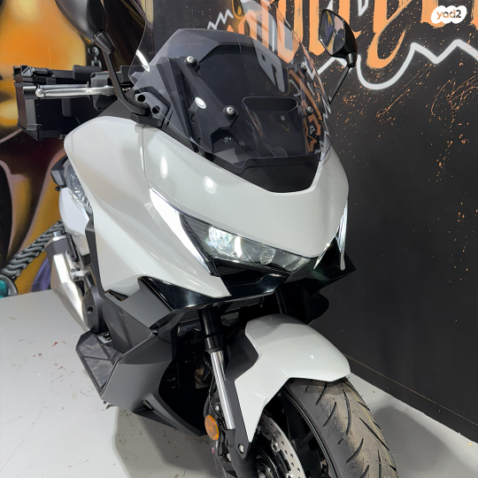 מודעת רכב הונדה פורזה 750