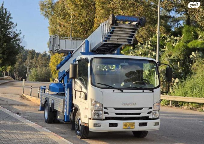 מודעת רכב איסוזו 2