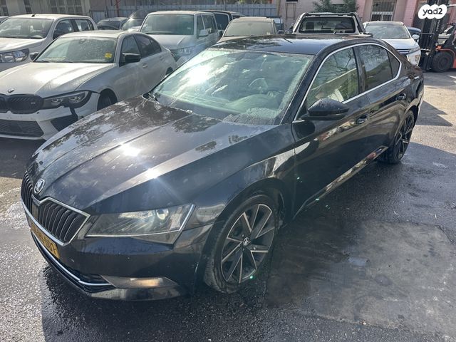 מודעת רכב סקודה סופרב