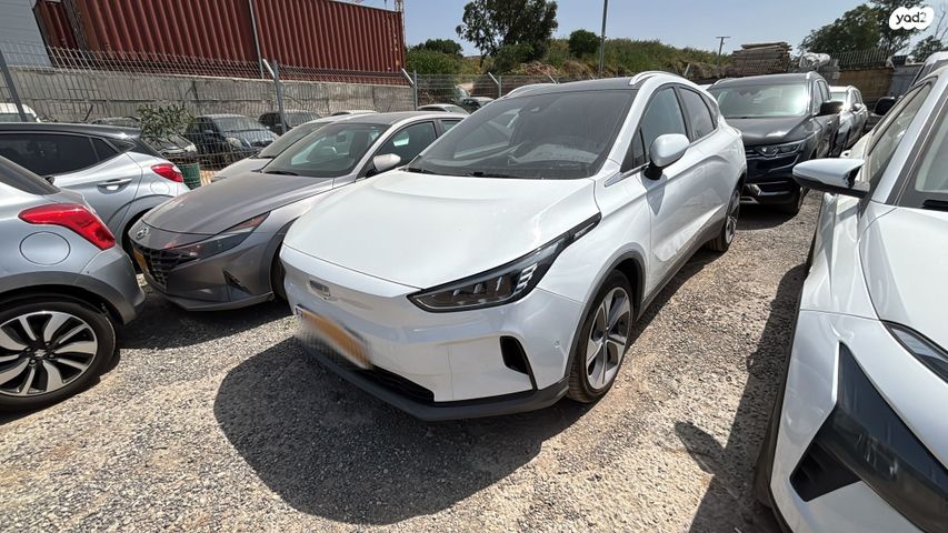 מודעת רכב ג׳ילי Geometry C 1