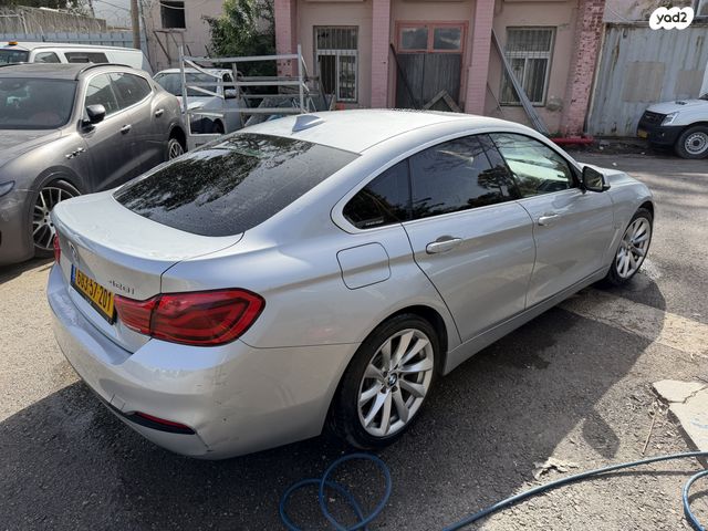 מודעת רכב ב מ וו סדרה 4 2