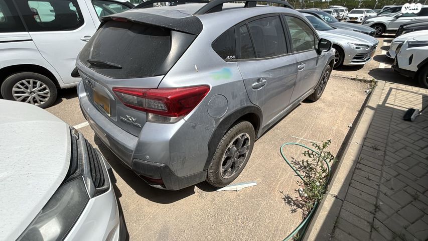 מודעת רכב סובארו XV 2