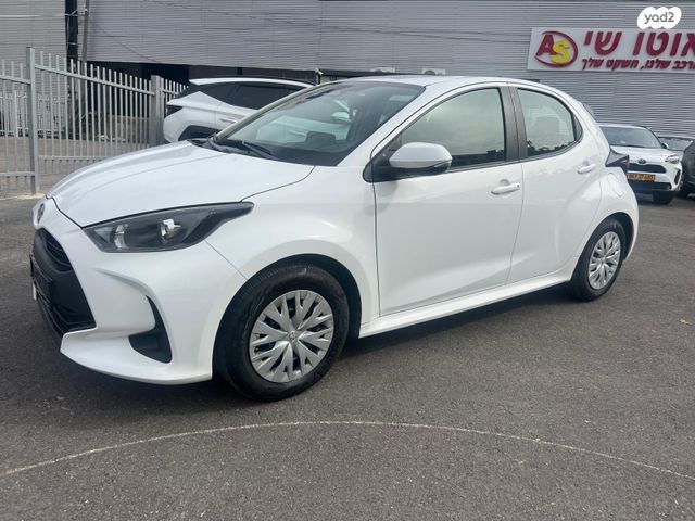 מודעת רכב טויוטה יאריס