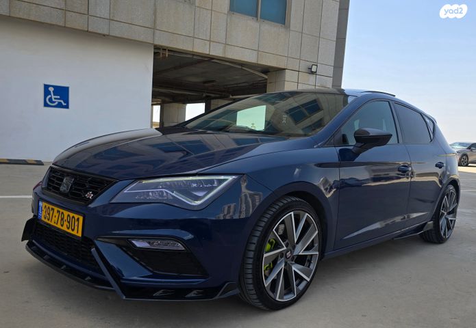 מודעת רכב סיאט לאון