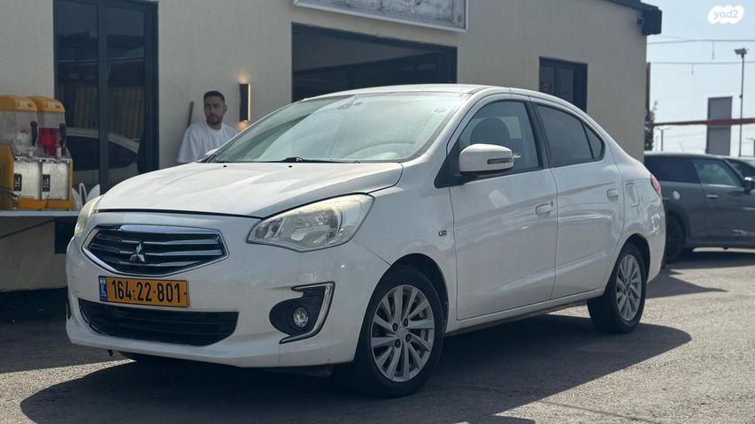 מודעת רכב מיצובישי אטראז'