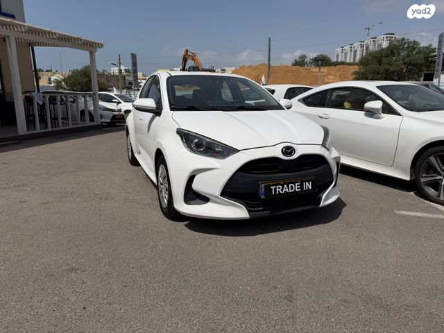 מודעת רכב מאזדה 2 1