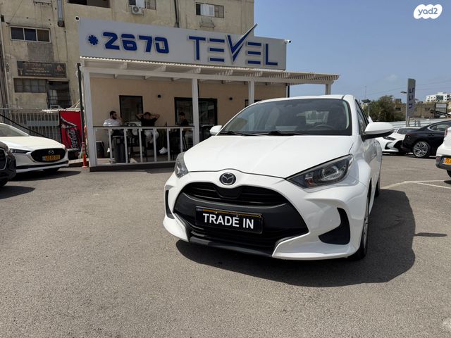 מודעת רכב מאזדה 2