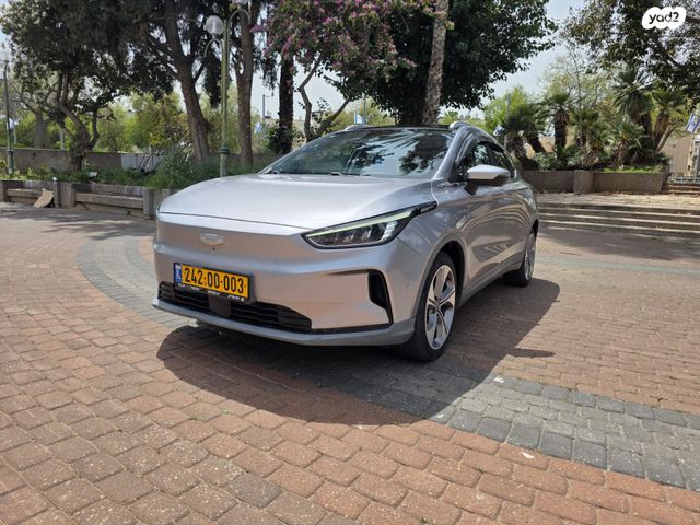 מודעת רכב ג׳ילי Geometry C