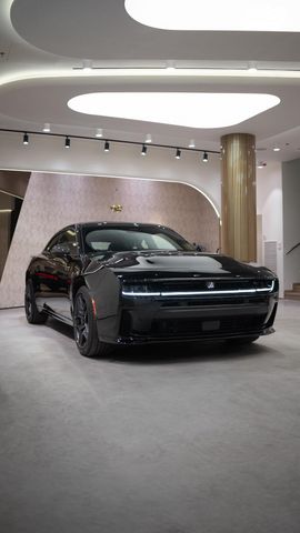 מודעת רכב דודג' צ'ארג'ר 2