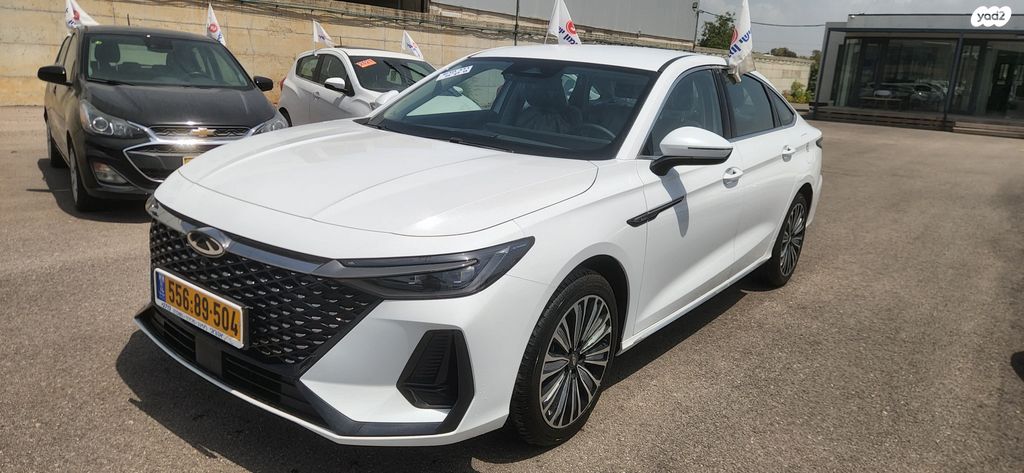 מודעת רכב צ׳רי אריזו 8 1