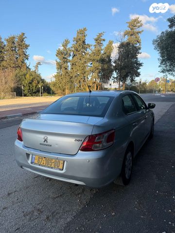מודעת רכב פיג'ו 301