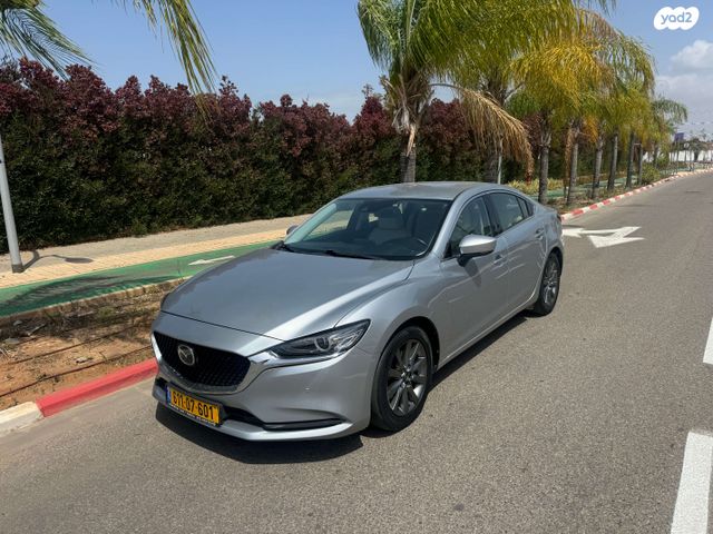 מודעת רכב מאזדה 6