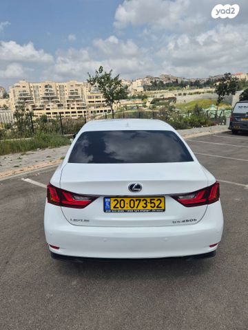 מודעת רכב לקסוס GS