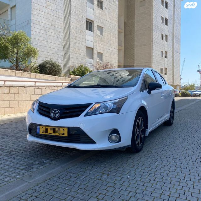 מודעת רכב טויוטה קורולה