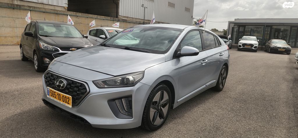 מודעת רכב יונדאי איוניק 2