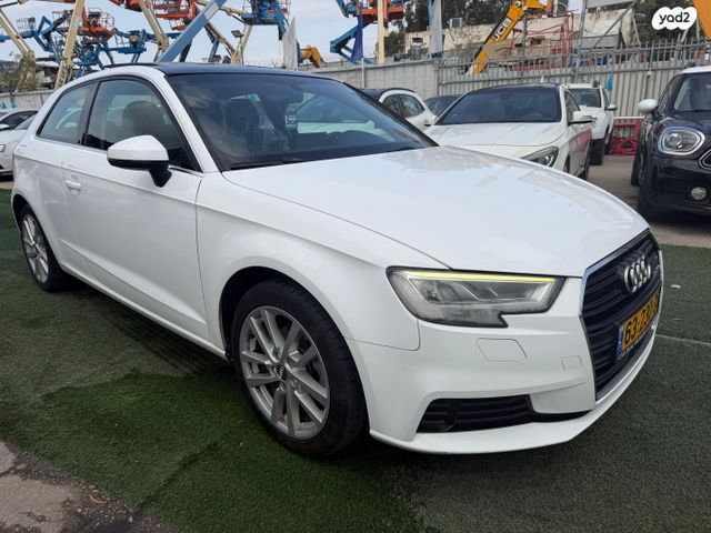 מודעת רכב אאודי A3