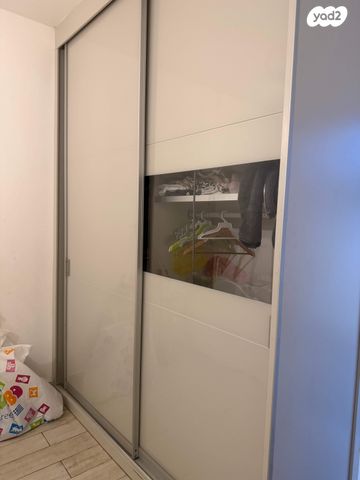 שדרות הרצל 24